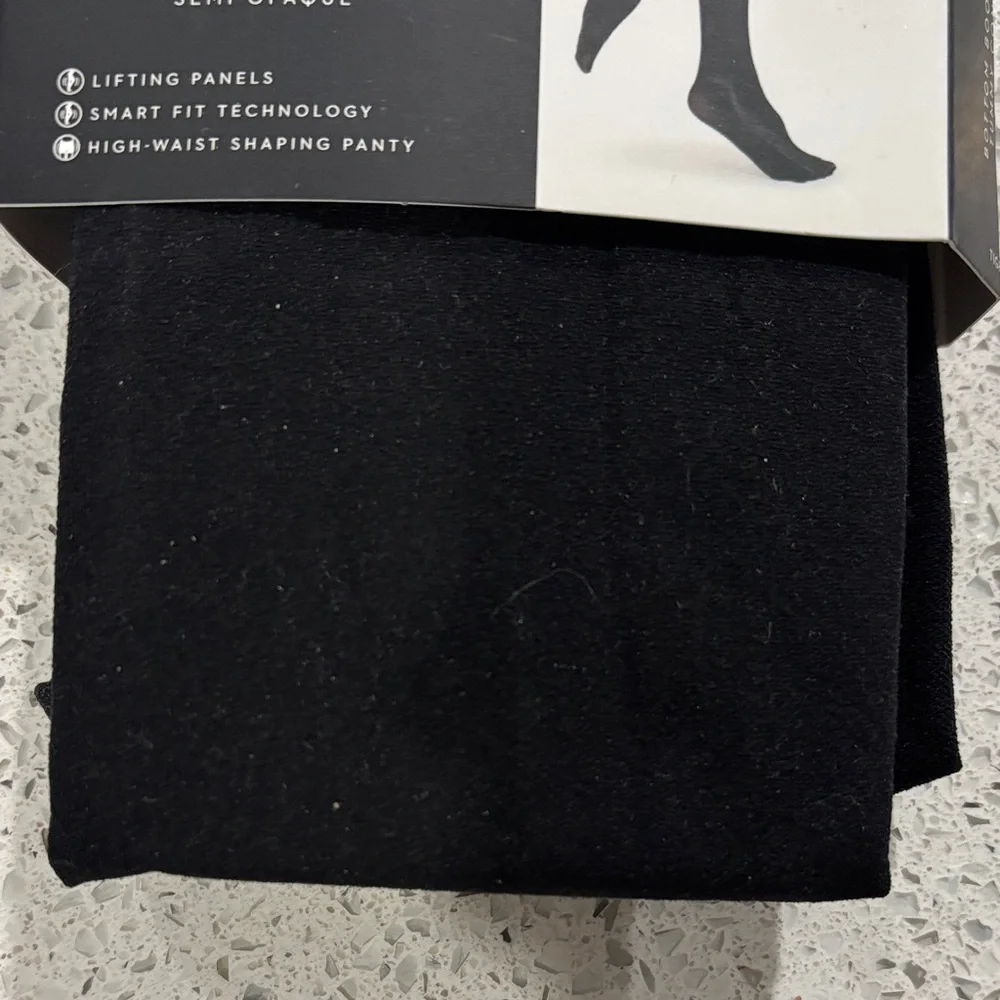 Simply Vera Vera Wang Semi-Opaque Black Tights